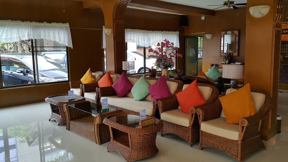 Sabai Inn Pattaya Exterior photo